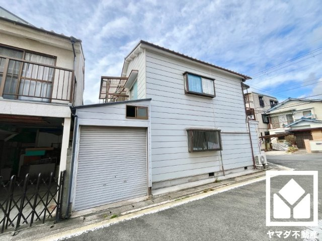 伏見区醍醐僧尊坊町の外観
