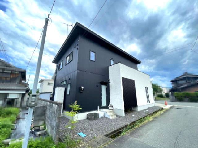 高島市安曇川町中央三丁目中古戸建の外観