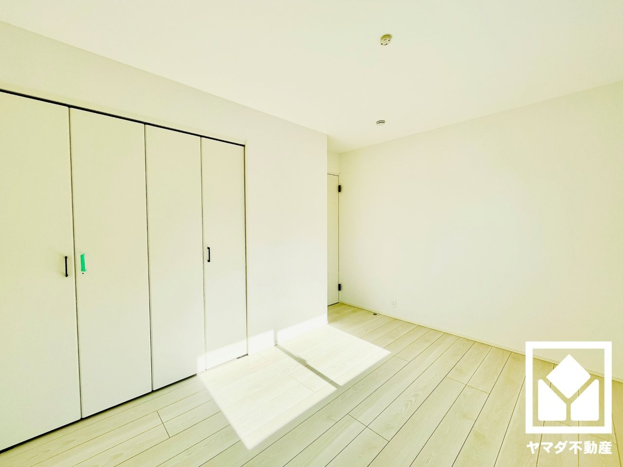 久御山町佐山双置　24-1期　1号棟の洋室