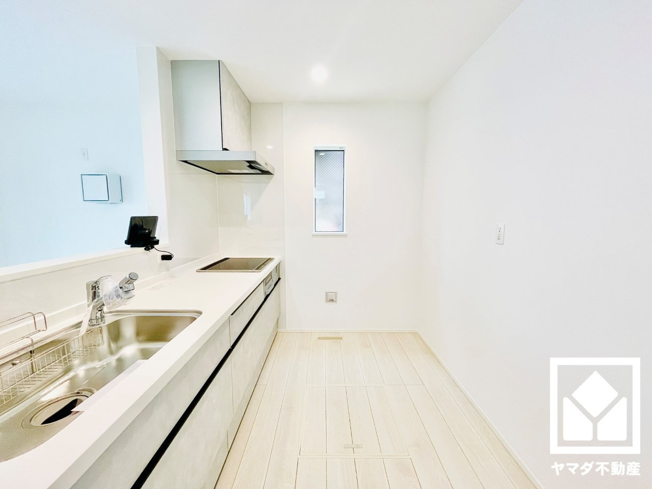 久御山町佐山双置　24-1期　1号棟のキッチン