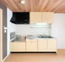 さいたま市緑区大字中尾のアパートのキッチン