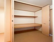 さいたま市緑区大字中尾のアパートの収納
