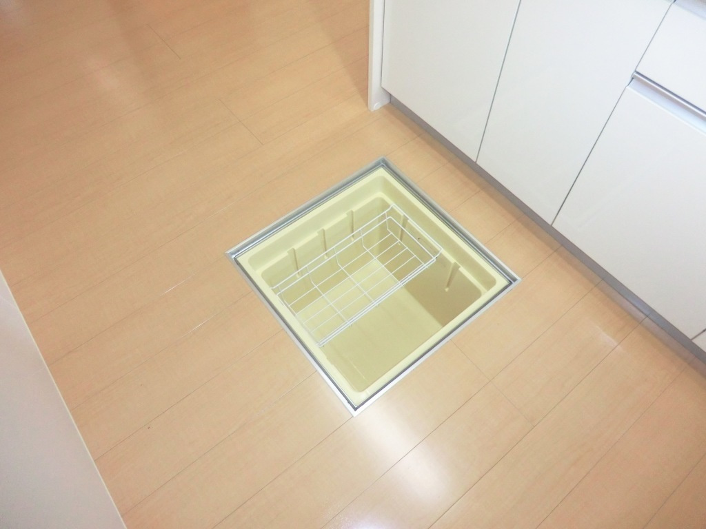 ＳＡＫＵＲＡ　Ｈｉｌｌｓ　Ｃ棟の収納|☆１階に床下収納あり。☆