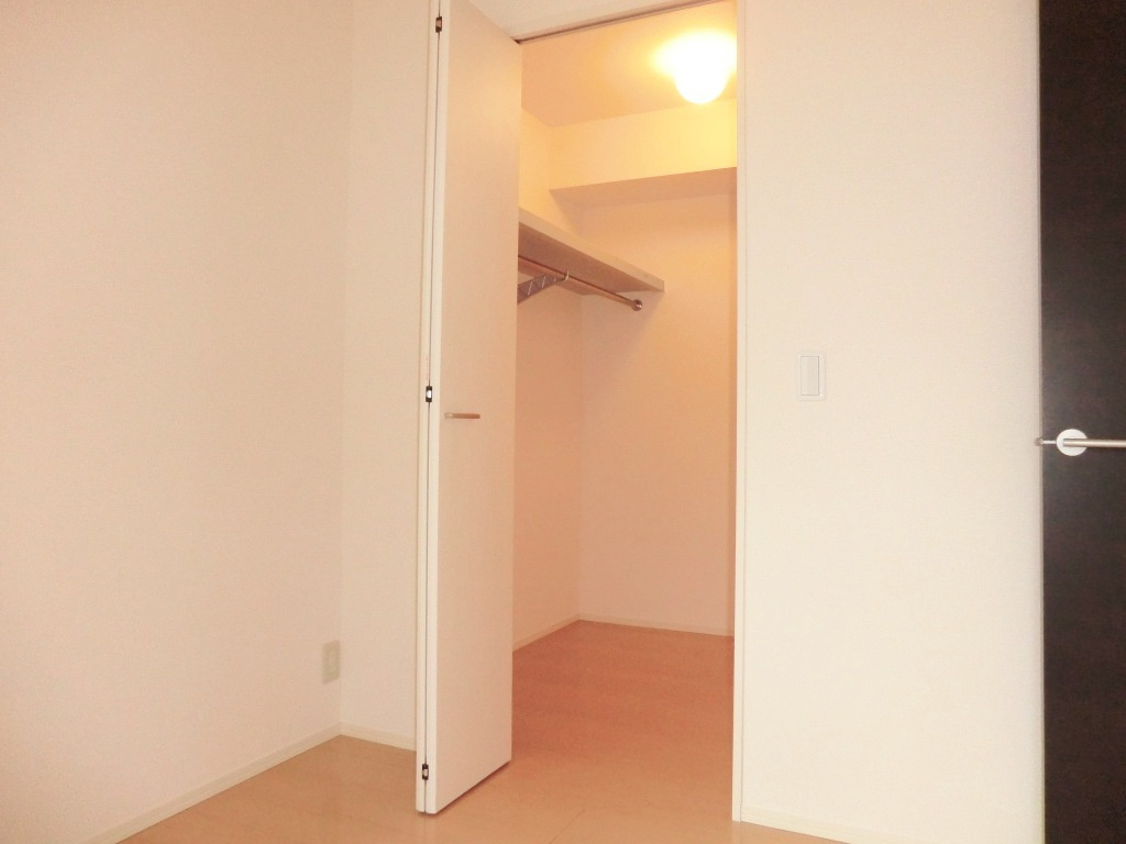 ＳＡＫＵＲＡ　Ｈｉｌｌｓ　Ｃ棟の収納|★収納ウォークインクローゼット付きです。★