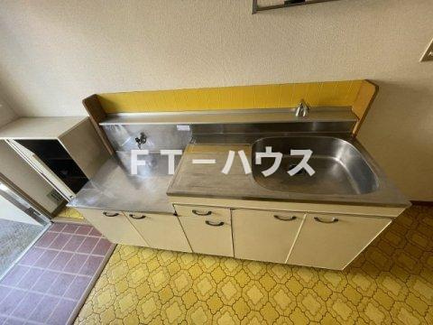 クロノス薬円台のキッチン