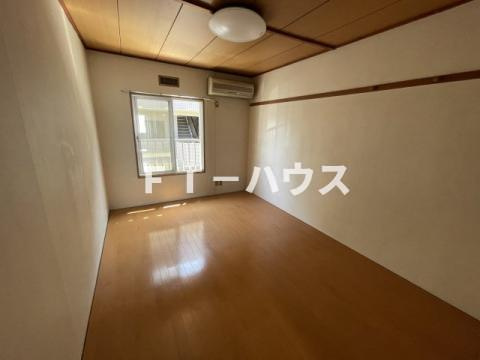 クロノス薬円台の居間・リビング