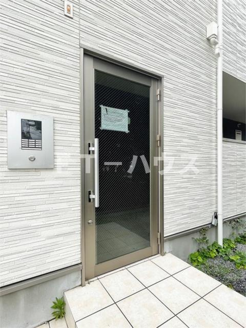 ラウレアファーストのエントランス