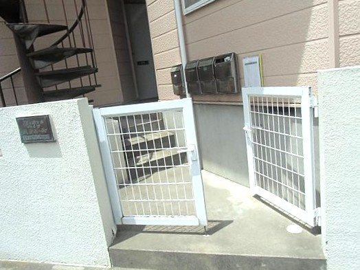 フェリシアテラスのエントランス