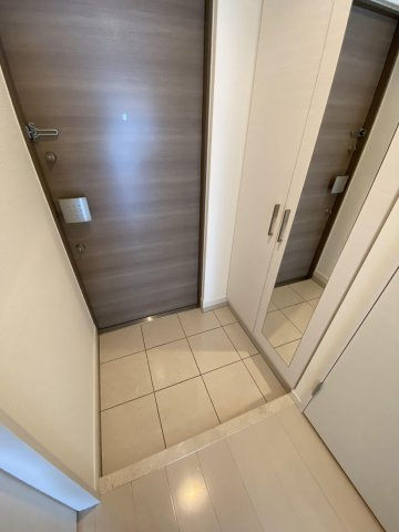 ラファセグランビア博多の玄関