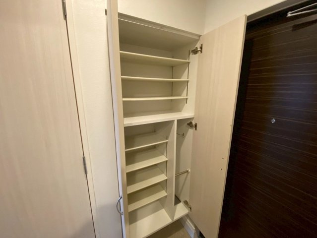 エンクレストベイ天神イーストの収納