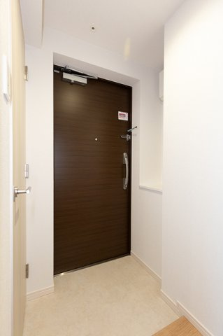 フィシオ飯田橋の玄関|※写真は同タイプ住戸です。