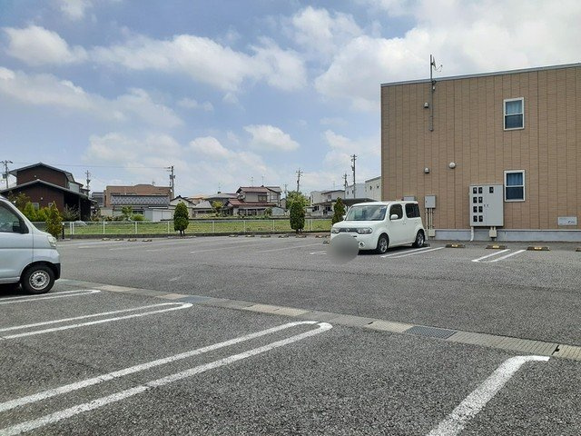 ニューシティ下堀Ⅰの駐車場|駐車場完備です