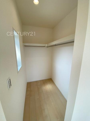 【収納】 | 第3前橋青柳 1号棟 | ハンガーパイプ付きクローゼットです。