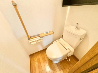 【トイレ】 | APAガーデンコート鳳西弐番館 | 清潔感のあるトイレです。