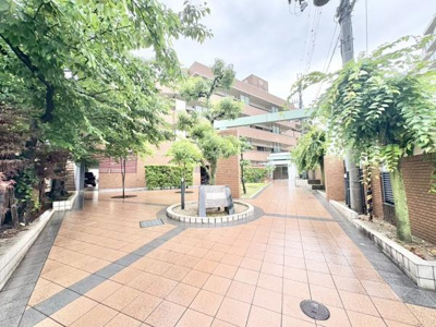 【エントランス】 | APAガーデンコート鳳西弐番館 | ☆綺麗なエントランス！毎日の生活にも彩りが増します♪☆