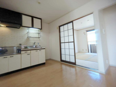 【居間・リビング】 | セジュール正木 | リビングです