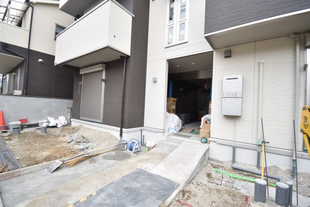 D-room南塚口のエントランス