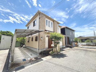 【前面道路含む現地写真】