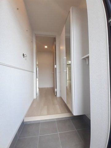 レインボーヒル・ハイツⅢ　Ｂの玄関