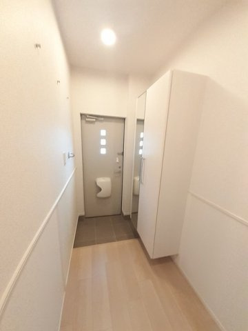 フルールデシャン　Ⅰの玄関