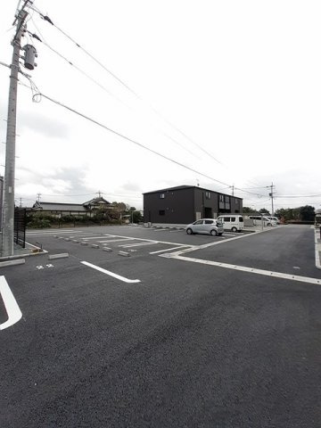 フルールデシャン　Ⅱの駐車場