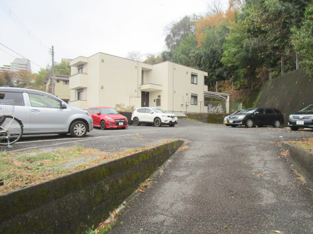 マレ　ヴィラージュの駐車場