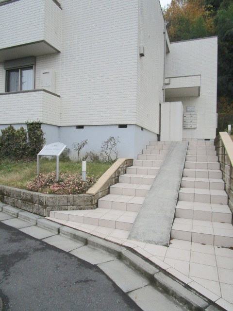 マレ　ヴィラージュのエントランス