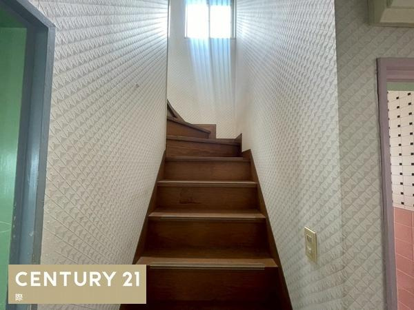 和歌山市神前　店舗付き住宅の内装