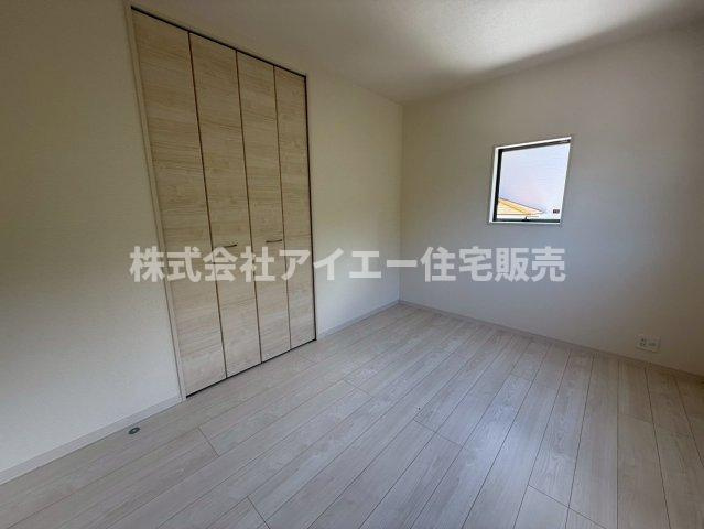 ■■　南城市知念久手堅－2号棟（全５棟）の洋室|使い勝手のいい洋室です