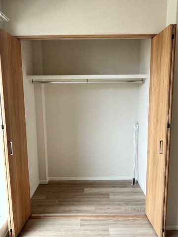 天城通3丁目中古戸建の収納|2階洋室のクローゼットです