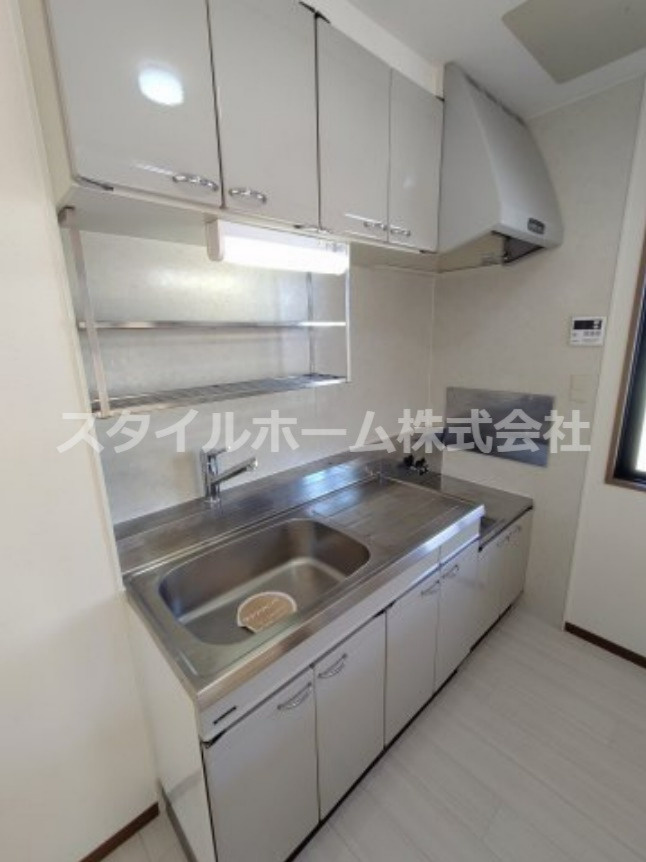 ラ・フィーネ曙Ａ棟のキッチン