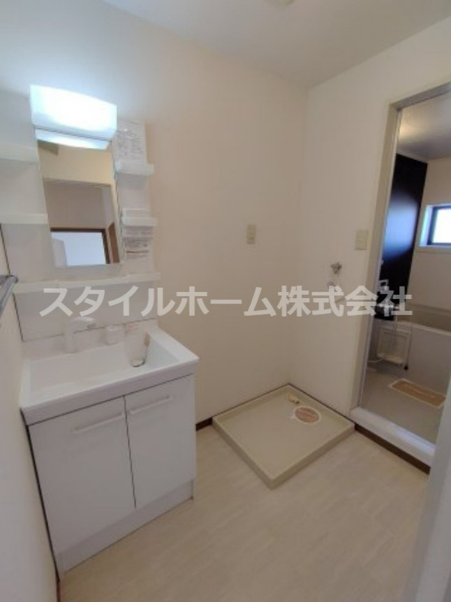 ラ・フィーネ曙Ａ棟の洗面所