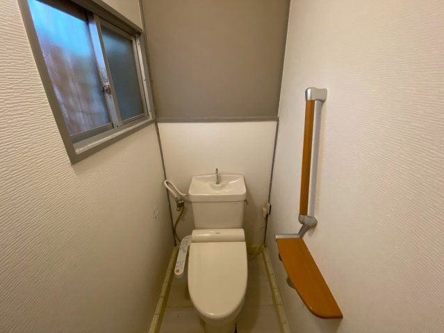 大宝借家のトイレ