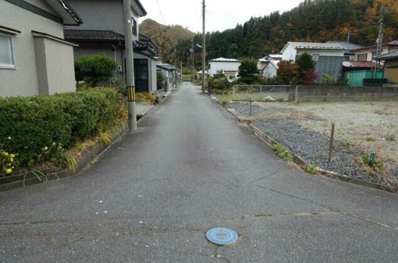 大槌町桜木町売地の前面道路含む現地写真|東側接道