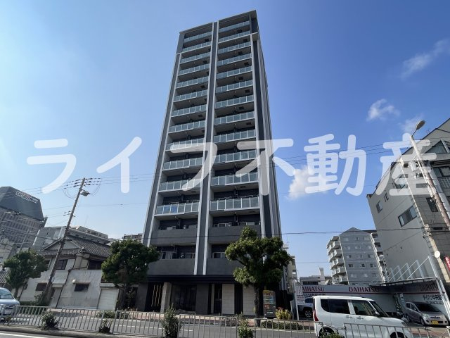 ワールドアイ大阪城EASTアドバンスの外観|おしゃれな外観です