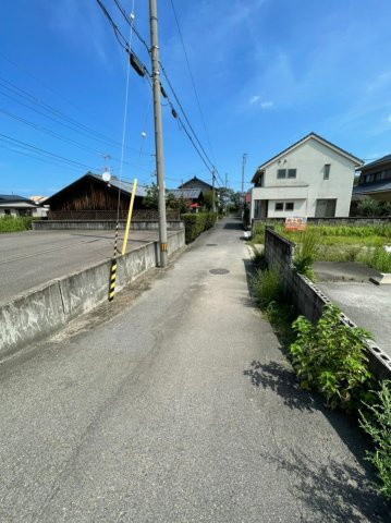 庄内町3丁目　売土地の前面道路含む現地写真