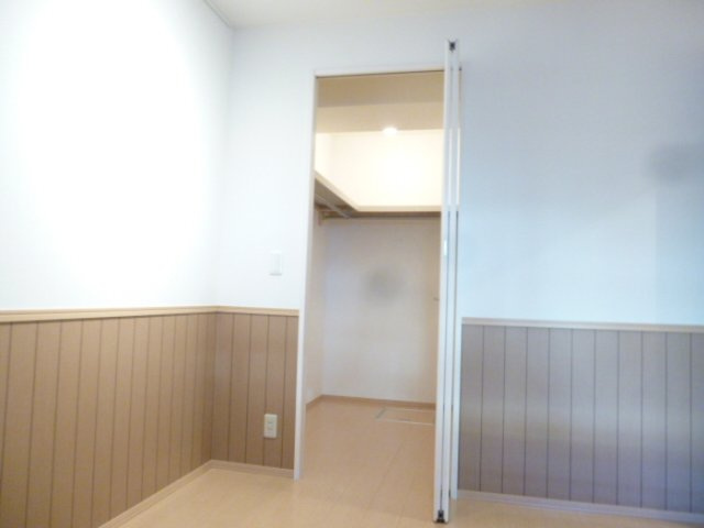 ロイヤルパレス市川の収納