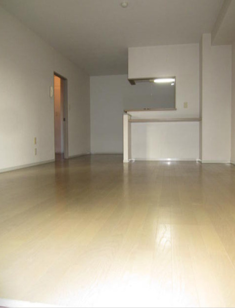 シャルム高松IIの居間・リビング|居間です