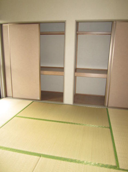 シャルム高松IIのその他|和室ならではの温かな和の空間で寛ぎの時間を過ごせます