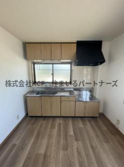 コーポベルヴューのキッチン|お料理しやすいキッチンです
