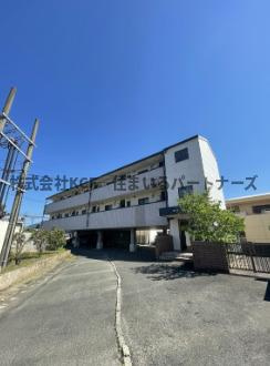 コーポベルヴューの外観