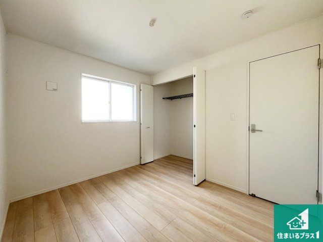 加西市北条町横尾　第10期　新築一戸建ての洋室|シンプルな洋室は、自分好みのインテリアが楽しめます♪ご家族とインテリアや家具を選びに行くのは新築購入時の醍醐味の一つです。ぜひお楽しみください♪