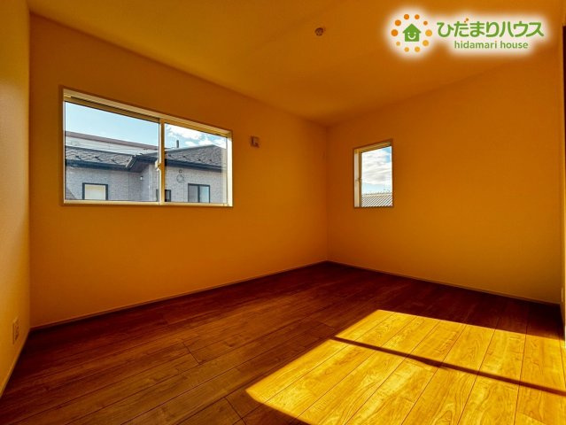 本庄市下野堂　新築一戸建て　ブルーミングガーデン　01の洋室