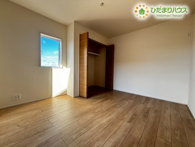 本庄市下野堂　新築一戸建て　ブルーミングガーデン　01の子供部屋