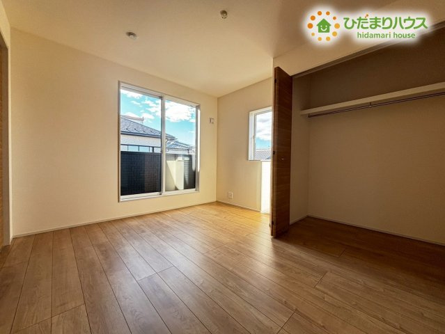 本庄市下野堂　新築一戸建て　ブルーミングガーデン　01の収納