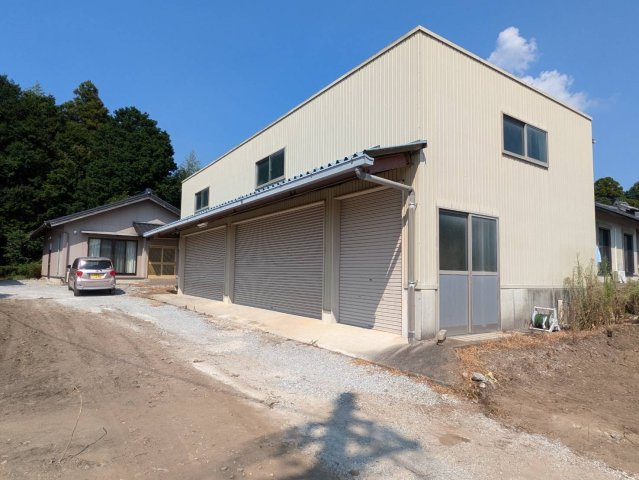 石巻町字北屋敷37番倉庫付貸家の外観
