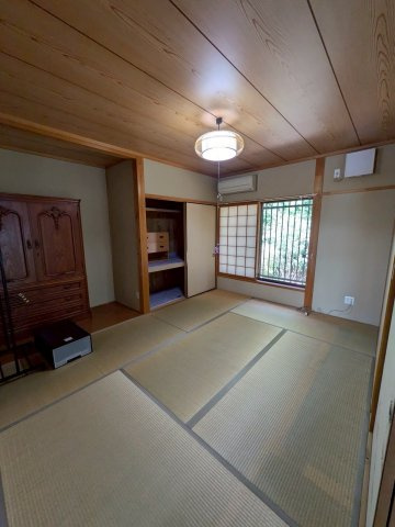 石巻町字北屋敷37番倉庫付貸家の和室