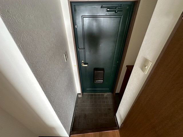 エスポアール楠木の玄関