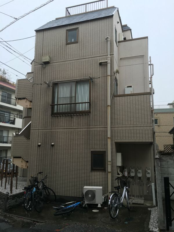 リューズフラット本八幡の外観