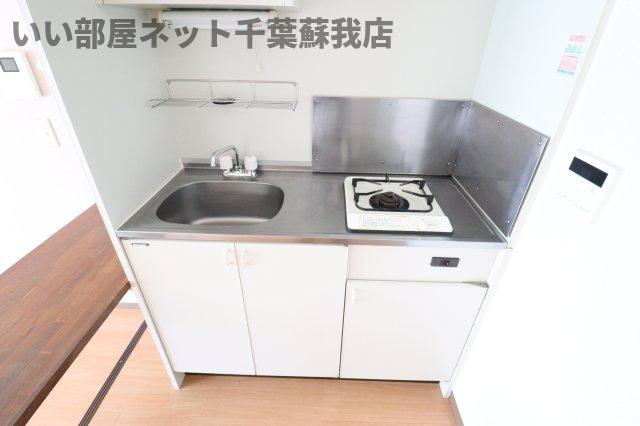 ハイムカメリアのキッチン|コンパクトなキッチンで掃除もラクラク